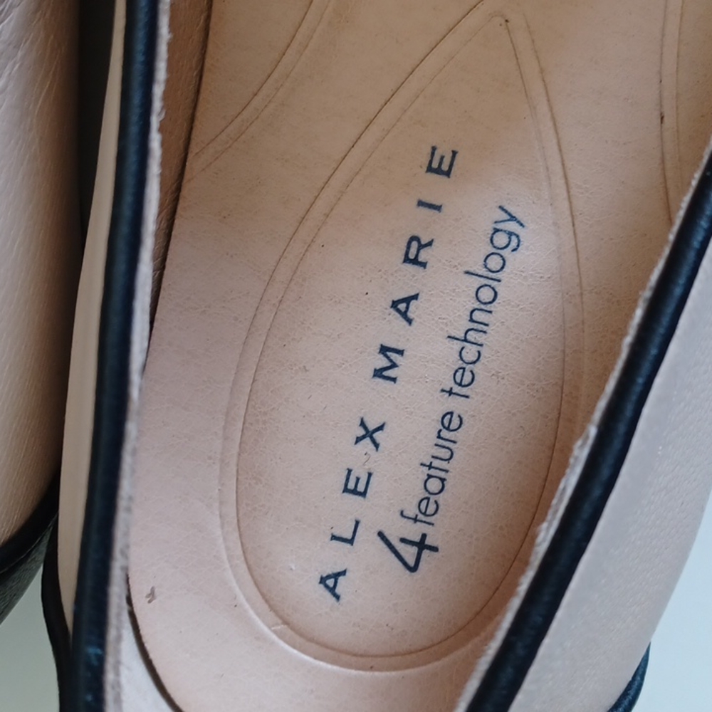 Alex Marie Aldelyn Flats Cream Black Bow ** SZ 7 - Picture 8 of 11